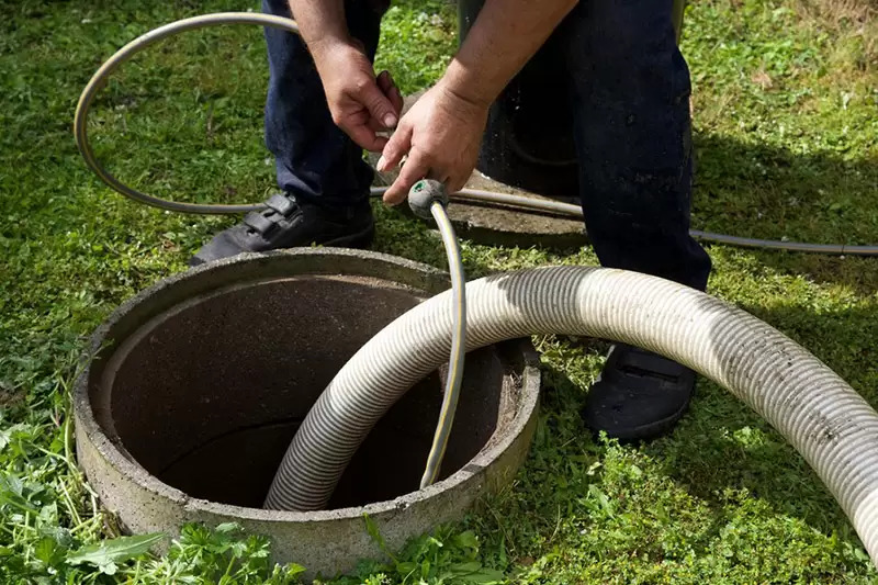 Septic-Tank-Cleaning-Seattle-WA